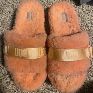 Ugg fluffita platform slides